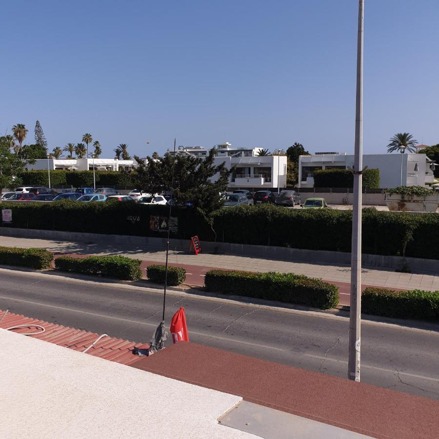 דירות איה נאפה Ahoy Deluxe Apts מראה חיצוני תמונה